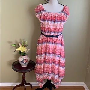 Dress - Women’s short sleeve dress size L (11/13)